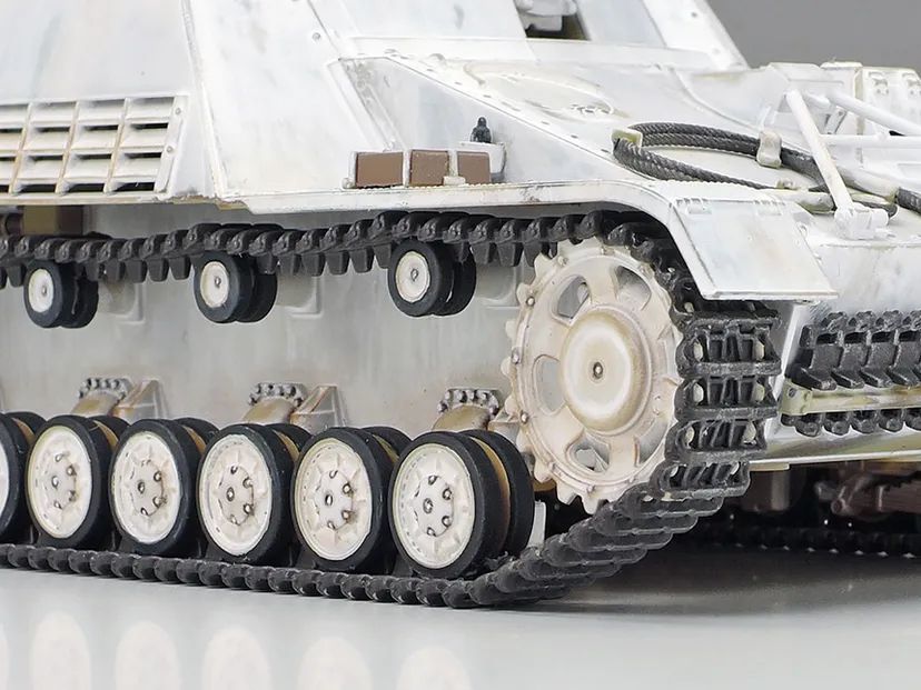 German Anti-Tank Gun Nashorn 1/48 Kit di Montaggio Tamiya - 32600
