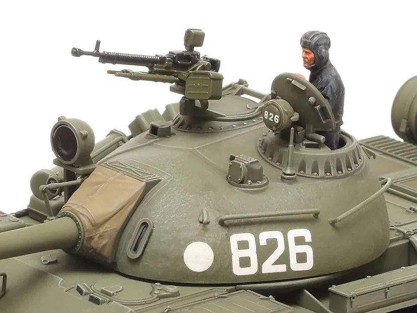 Russian Medium Tank T-55 1/48 Kit di Montaggio Tamiya
