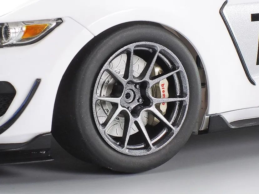 Ford Mustang GT4 1/24 Kit di Montaggio Tamiya