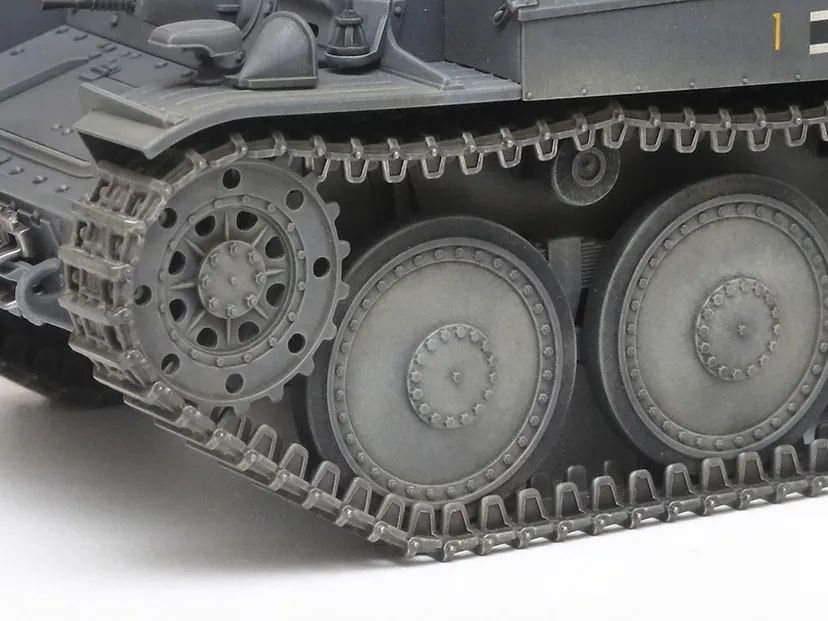 Panzer 38(T) Ausf.E/F 1/35 Kit di Montaggio Tamiya