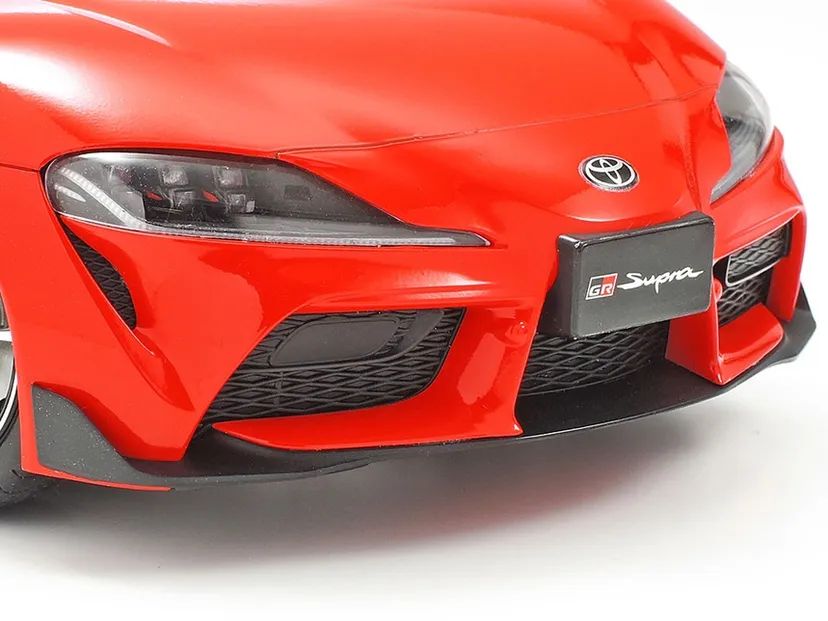 Toyota Gr Supra 1/24 Kit di Montaggio Tamiya