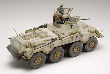 Blindato Sd.Kfz. 234/1 con Canna 2cm 1/35 Kit di Montaggio Tamiya - 37019