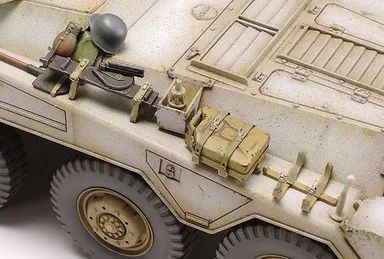Blindato Sd.Kfz. 234/1 con Canna 2cm 1/35 Kit di Montaggio Tamiya - 37019