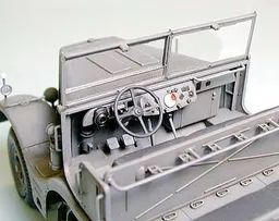 German 18T Heavy Half Track "Famo" 1/35 Kit di Montaggio Tamiya - 35239
