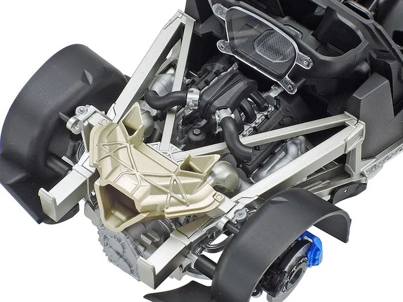 McLaren Senna 1/24 Kit di Montaggio Tamiya