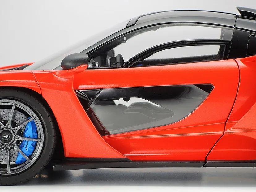 McLaren Senna 1/24 Kit di Montaggio Tamiya