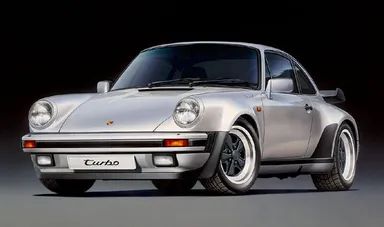 Porsche 911 Turbo '88 1/24 Kit di Montaggio Tamiya - 24279