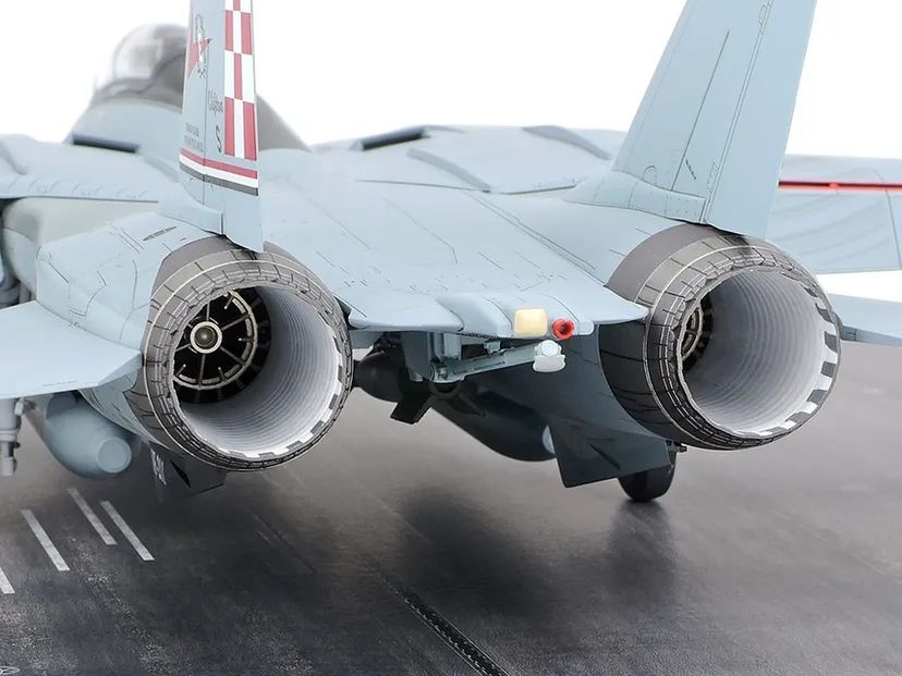 Grumman F-14A Tomcat Late Model Carrier Launch Set 1/48 Kit di Montaggio Tamiya - 61122