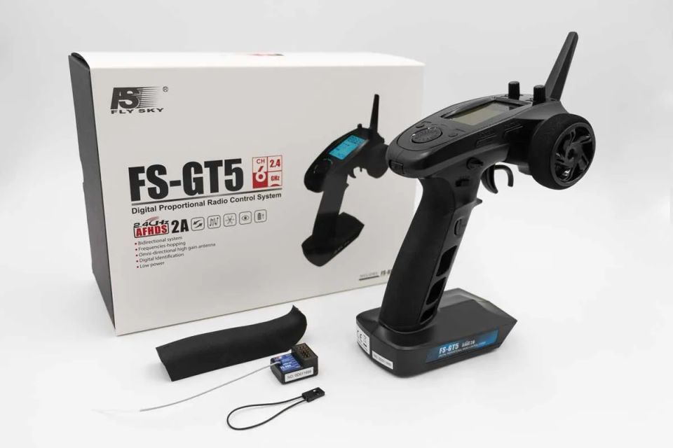 Radiocomando FlySky FS-GT5 RX BS6 6 Canali 2,4GHz