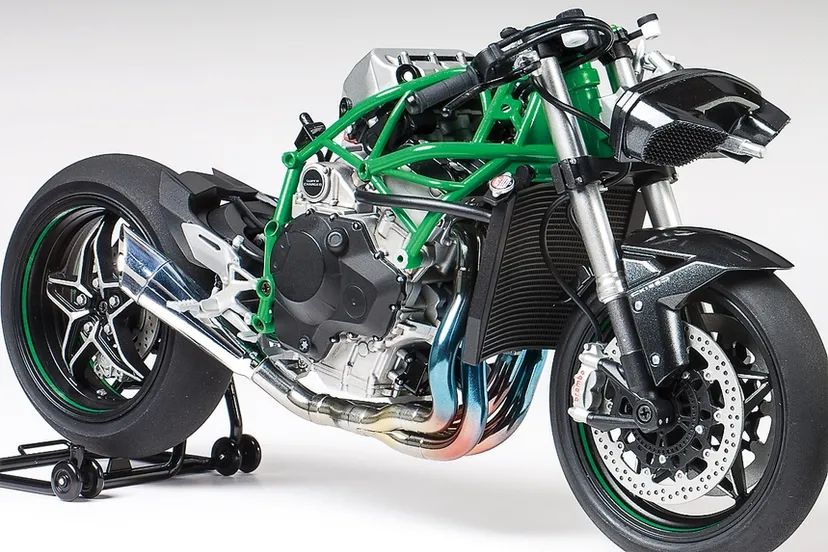 Kawasaki Ninja H2R 1/12 Kit di Montaggio Tamiya