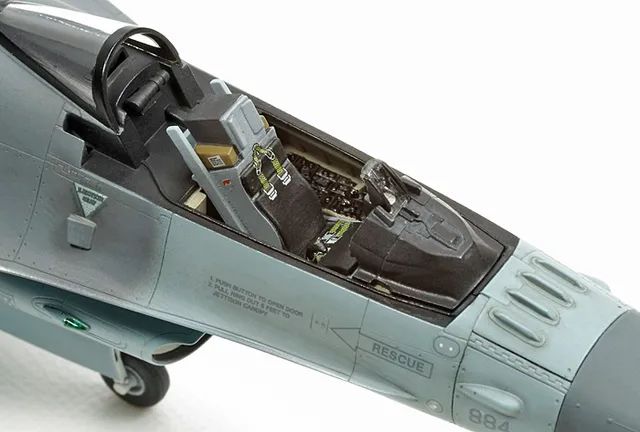 F-16 CJ Fighting Falcon Block 50 1/72 Kit di Montaggio Tamiya - 60786