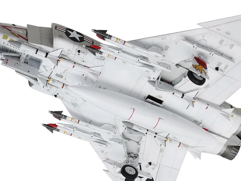 Mcdonnell F-4B Phantom II 1/48 Kit di Montaggio Tamiya - 61121
