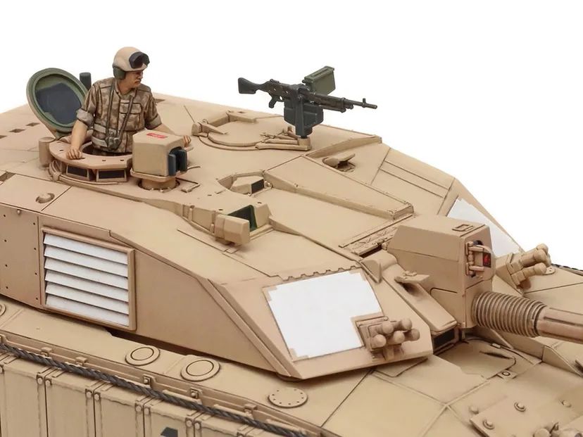 British Tank Challenger 2 Desertised 1/48 Kit di Montaggio Tamiya - 32601