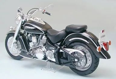 Yamaha XV1600 Road Star 1/12 Kit di Montaggio Tamiya