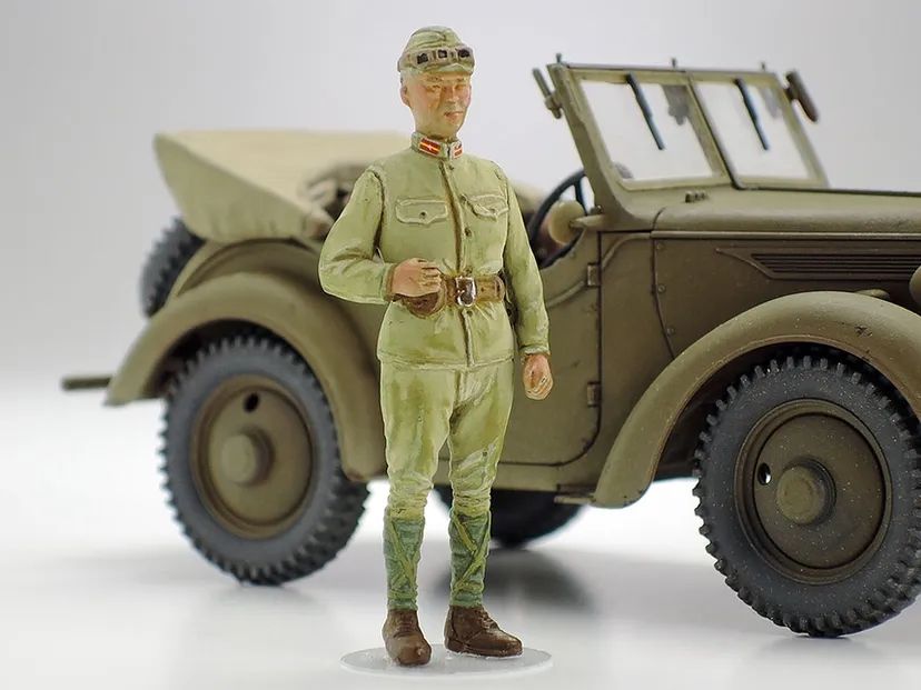 Kawasaki Ki-61-Id Hien Tony W/4X4 Light Vehicle Kurogane 1/48 Kit di Montaggio Tamiya