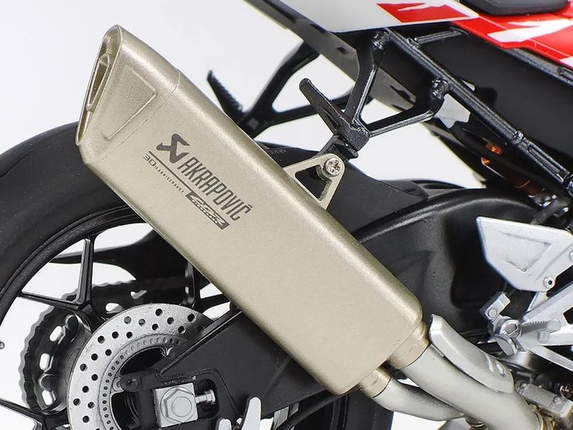 Honda CBR1000RR-R Fireblade SP 30Th Anniversary 1/12 Kit di Montaggio Tamiya