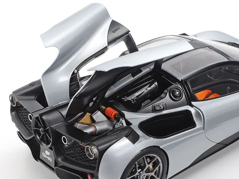 GMA T.50 Gordon Murray Supersport 1/24 Kit di Montaggio Tamiya