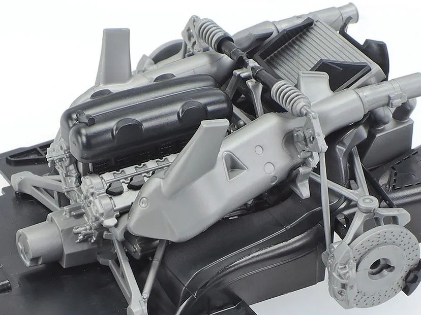 GMA T.50 Gordon Murray Supersport 1/24 Kit di Montaggio Tamiya