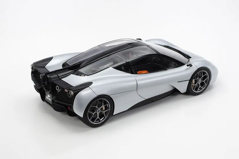 GMA T.50 Gordon Murray Supersport 1/24 Kit di Montaggio Tamiya