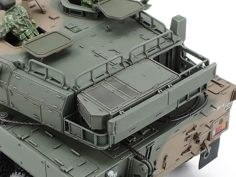 Japan Ground Self Defense Force Type 16 Combat MCV C5 W/Winch 1/35 Kit di Montaggio Tamiya
