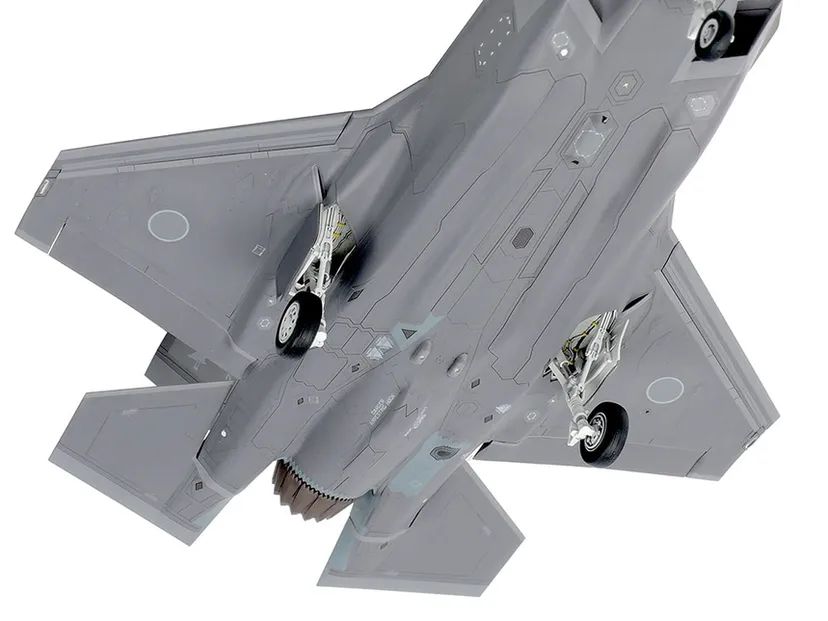 Lockheed Martin F-35 A Lightning II 1/72 Kit di Montaggio Tamiya