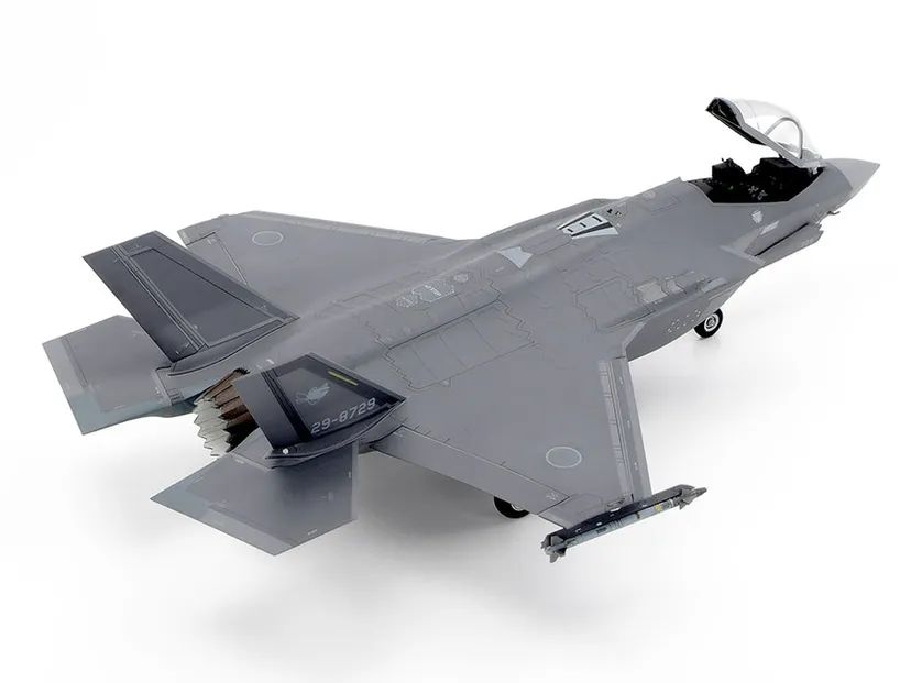 Lockheed Martin F-35 A Lightning II 1/72 Kit di Montaggio Tamiya