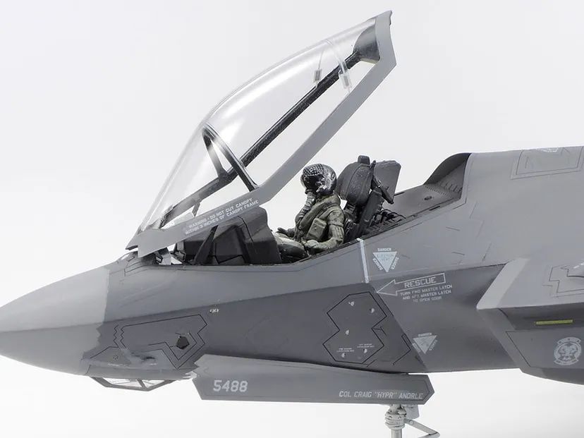 Lockheed Martin F-35 A Lightning II 1/72 Kit di Montaggio Tamiya