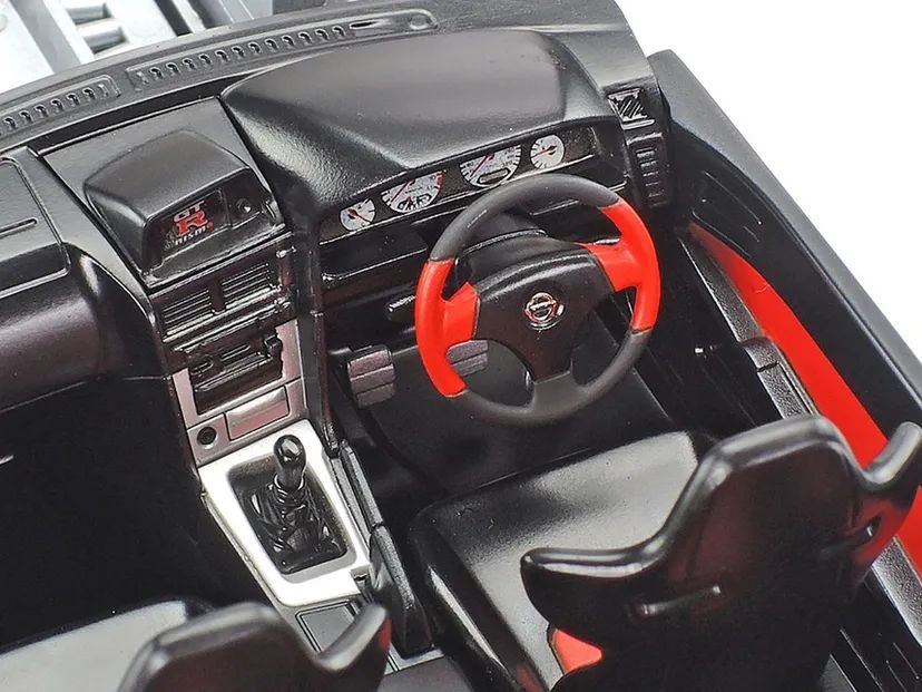Nismo R34 GT-R Z-Tune 1/24 Kit di Montaggio Tamiya