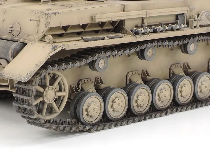 German Panzer IV Ausf.F Motorcycle Set North Africa 1/35 Kit di Montaggio Tamiya