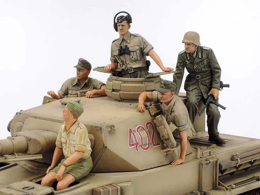 German Panzer IV Ausf.F Motorcycle Set North Africa 1/35 Kit di Montaggio Tamiya