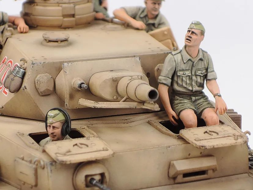 German Panzer IV Ausf.F Motorcycle Set North Africa 1/35 Kit di Montaggio Tamiya