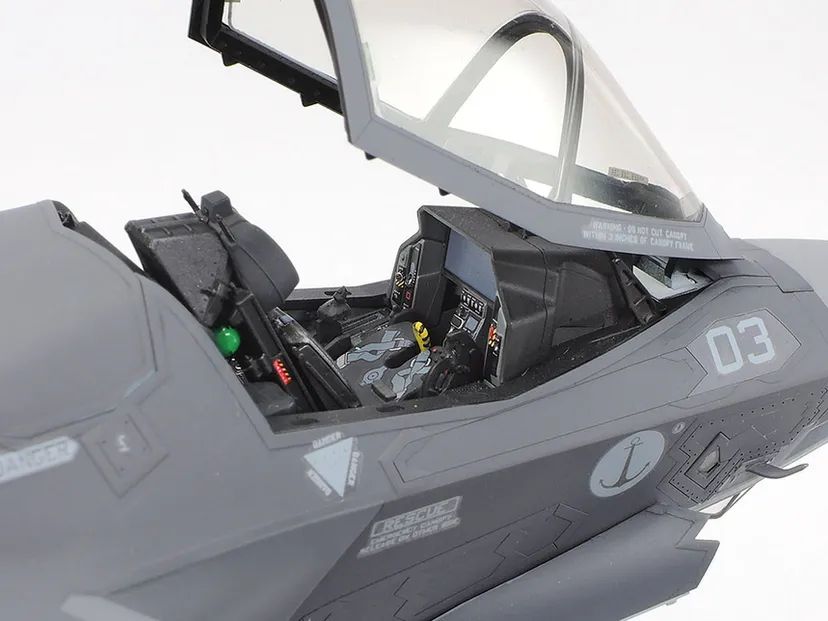 Lockheed F-35 B Lightning II 1/48 Kit di Montaggio Tamiya