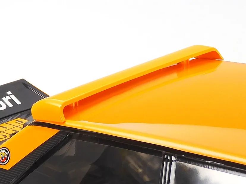 Fiat 131 Abarth Rally MF-01X Olio Fiat Tamiya