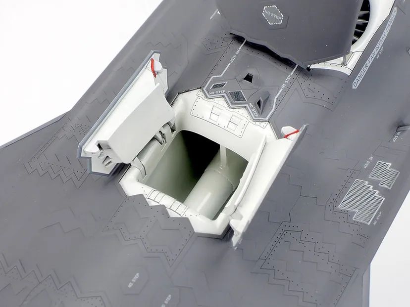 Lockheed F-35 B Lightning II 1/48 Kit di Montaggio Tamiya