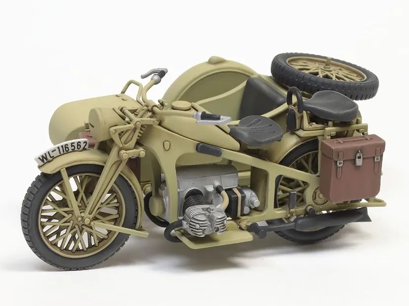 German KS600 Motorcycle W/Sidecar 1/35 Kit di Montaggio Tamiya
