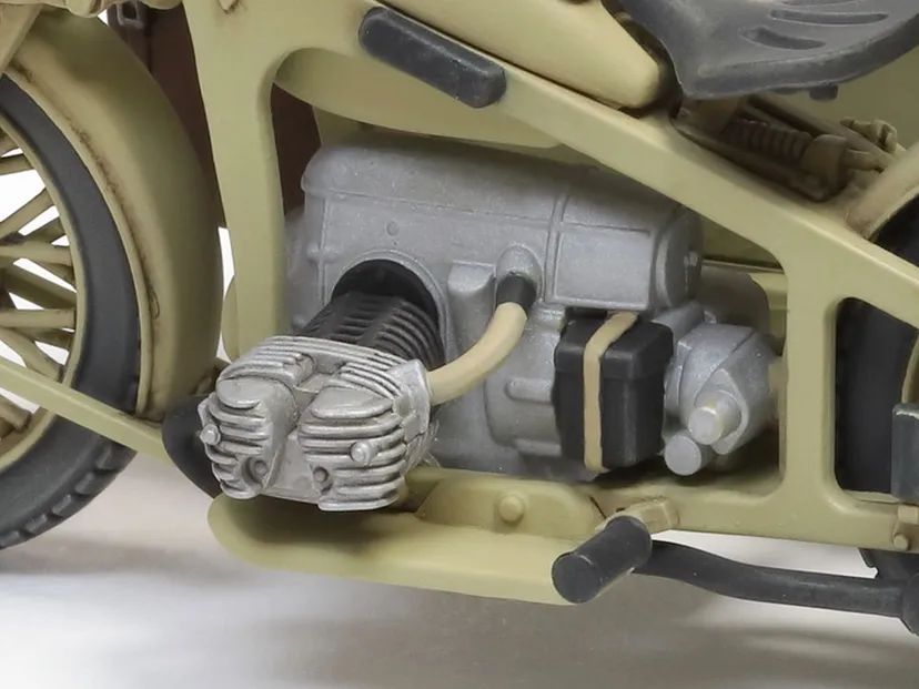 German KS600 Motorcycle W/Sidecar 1/35 Kit di Montaggio Tamiya