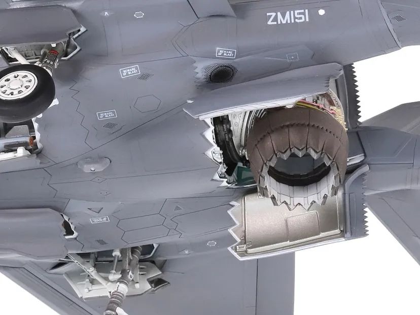 Lockheed Martin F-35 B Lightning II 1/72 Kit di Montaggio Tamiya