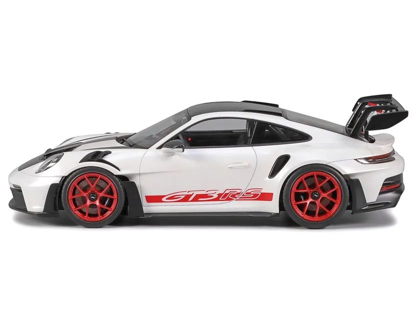 Porsche 911 GT3 RS (992) 1/24 Kit di Montaggio Tamiya