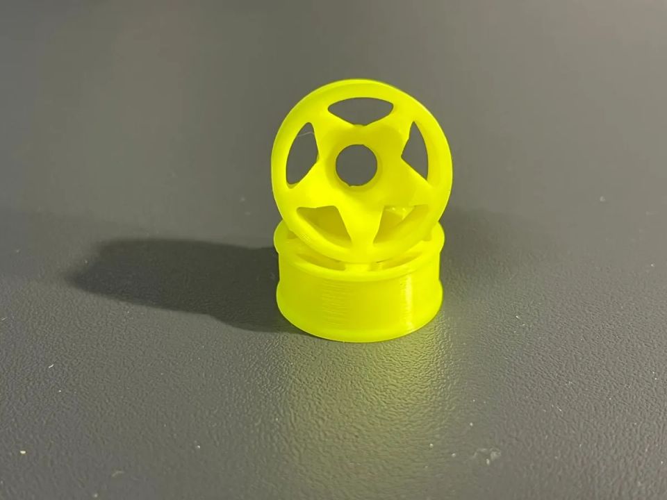 Cerchi Edomodel Mini-Z 1:28 2WD Anteriori Offset 0 STAR Flangiati Gialli