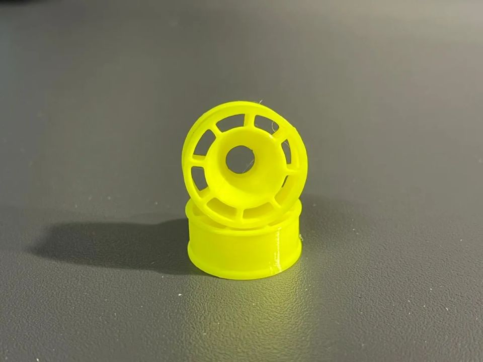 Cerchi Edomodel Mini-Z 1:28 2WD Anteriori Offset 0 LENS Flangiati Gialli