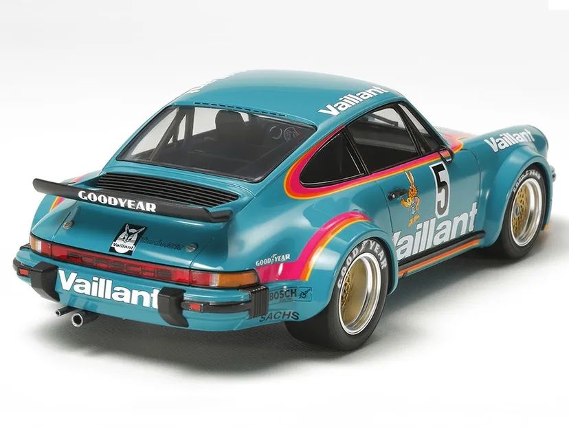 Porsche 934 Turbo RSR Vaillant 1/24 Kit di Montaggio Tamiya