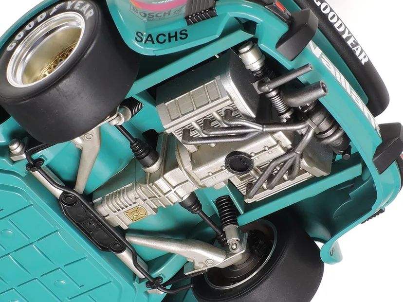 Porsche 934 Turbo RSR Vaillant 1/24 Kit di Montaggio Tamiya
