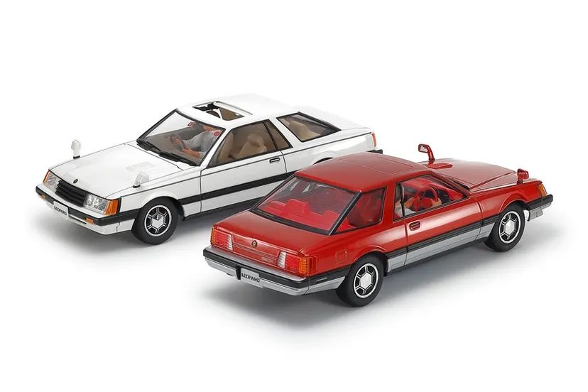 Nissan Leopard 2-Door Hardtop 280X SF-L 1/24 Kit di Montaggio Tamiya